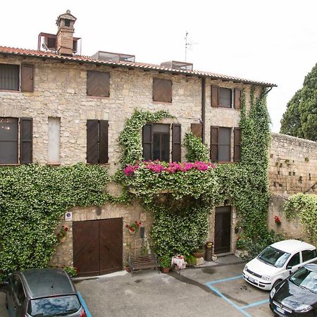 B&B Antiche Mura Tarquinia Bagian luar foto
